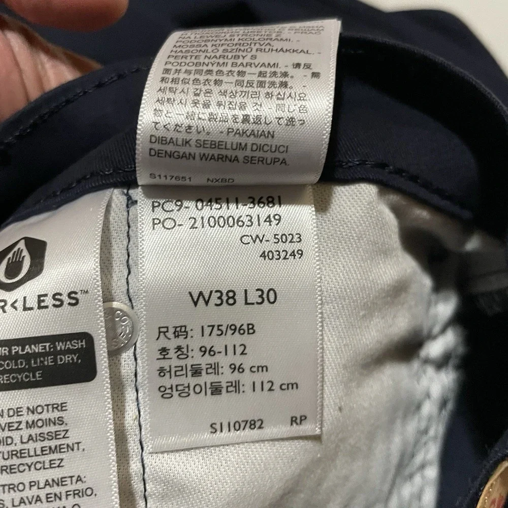 New Levi's 511 Slim Pants Mens 38 X 30 Navy Blue All Seasons Tech Stretch Chinos